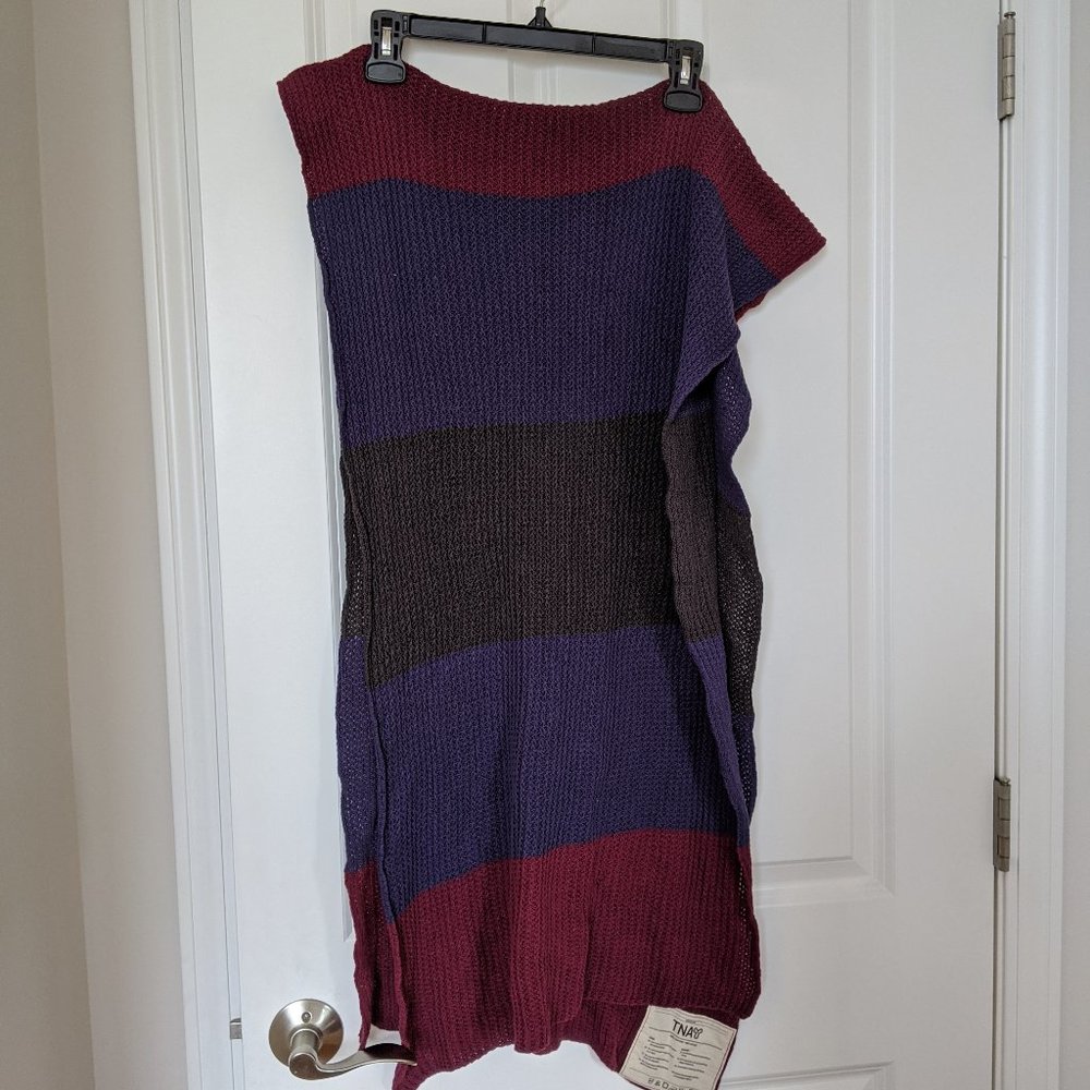 Aritzia TNA Scarf